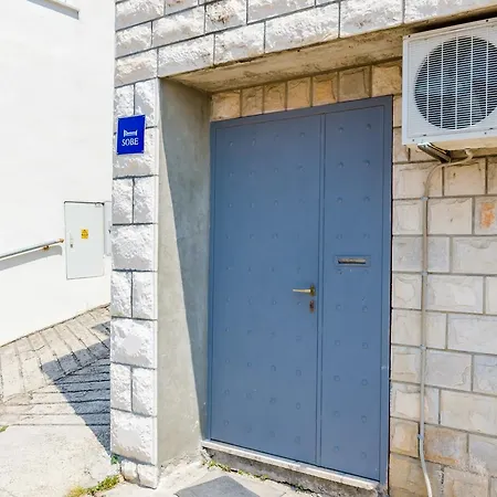 Nikola Pensión Dubrovnik